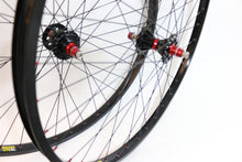 Load image into Gallery viewer, Wheelset - Technique Hub & Sun Rim (26") Colored Spokes