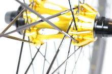 Load image into Gallery viewer, Technique Bombshell Custom Carbon Wheel Build