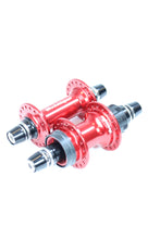Load image into Gallery viewer, Technique Low Flange Race Hubs