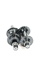 Load image into Gallery viewer, Technique Low Flange Race Hubs